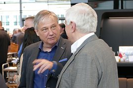 Willkommen im neuen Mercedes-Benz-Autohaus der Peter-Gruppe in Wittenberg!