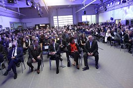 Willkommen im neuen Mercedes-Benz-Autohaus der Peter-Gruppe in Wittenberg!