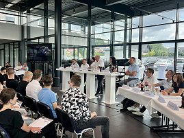 Willkommensempfang f&uuml;r unsere 46 neuen Peter-Azubis