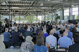 Spannende politische Diskussionen bei CDU-Veranstaltung im Autohaus