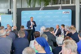 Spannende politische Diskussionen bei CDU-Veranstaltung im Autohaus