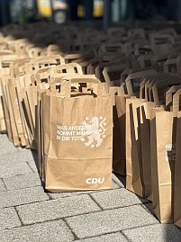 Spannende politische Diskussionen bei CDU-Veranstaltung im Autohaus