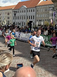 Bilder von den Impressionen am Stand, am Streckenrand und vom Läuferteam.