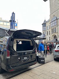 Bilder von den Impressionen am Stand, am Streckenrand und vom Läuferteam.