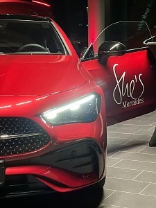 She's Mercedes Ladies Night