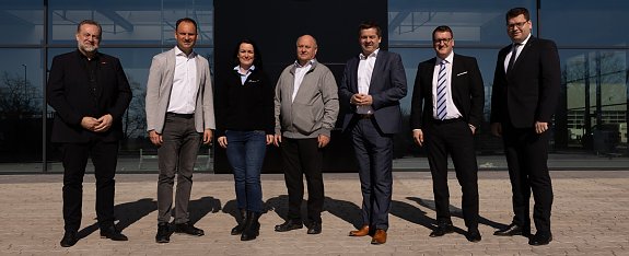 Besuch aus Wirtschaft und Handwerk auf der Baustelle in Wittenberg