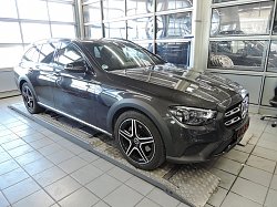 Mercedes-Benz E 220 d 4M T All-Terrain Night/ Avnatgarde/ Multi Mercedes-Benz E 220 d 4M T All-Terrain Night/ Avnatgarde/ Multi