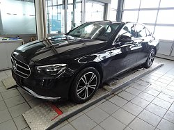 Mercedes-Benz E 220 d Limousine Avantgarde/ MBUX/ Burm/ Ambiente Mercedes-Benz E 220 d Limousine Avantgarde/ MBUX/ Burm/ Ambiente