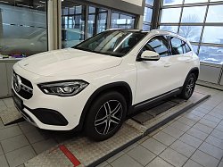Mercedes-Benz GLA 200 MBUX/ Progressive/ LED/ Pano/ SHD/ Wide/ Navi Mercedes-Benz GLA 200 MBUX/ Progressive/ LED/ Pano/ SHD/ Wide/ Navi