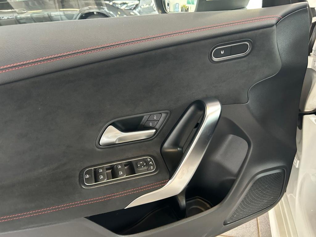 Mercedes-Benz CLA 200 d SB AMG/Kamera/MBUX/DAB/Apple-CarPlay/ Mercedes-Benz CLA 200 d SB AMG/Kamera/MBUX/DAB/Apple-CarPlay/