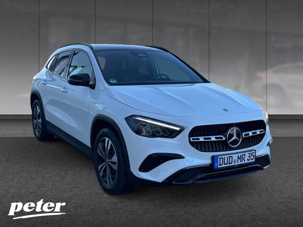 Mercedes-Benz GLA 220 d 4MATIC PROGRESSIV+NIGHT+WINTER+18+AHK Mercedes-Benz GLA 220 d 4MATIC PROGRESSIV+NIGHT+WINTER+18+AHK