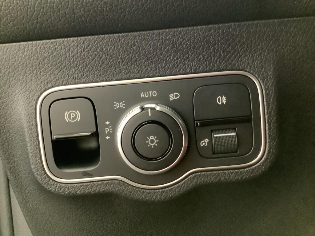 Mercedes-Benz GLB 220 4MATIC AMG+NIGHT+20+MULTIBEAM+AHK+360°+ Mercedes-Benz GLB 220 4MATIC AMG+NIGHT+20+MULTIBEAM+AHK+360°+