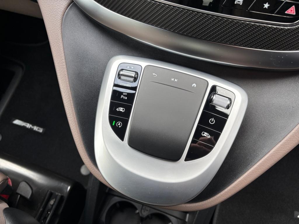 Mercedes-Benz V 300 d AVANTGARDE Lang AMG/360°/Burmester Mercedes-Benz V 300 d AVANTGARDE Lang AMG/360°/Burmester