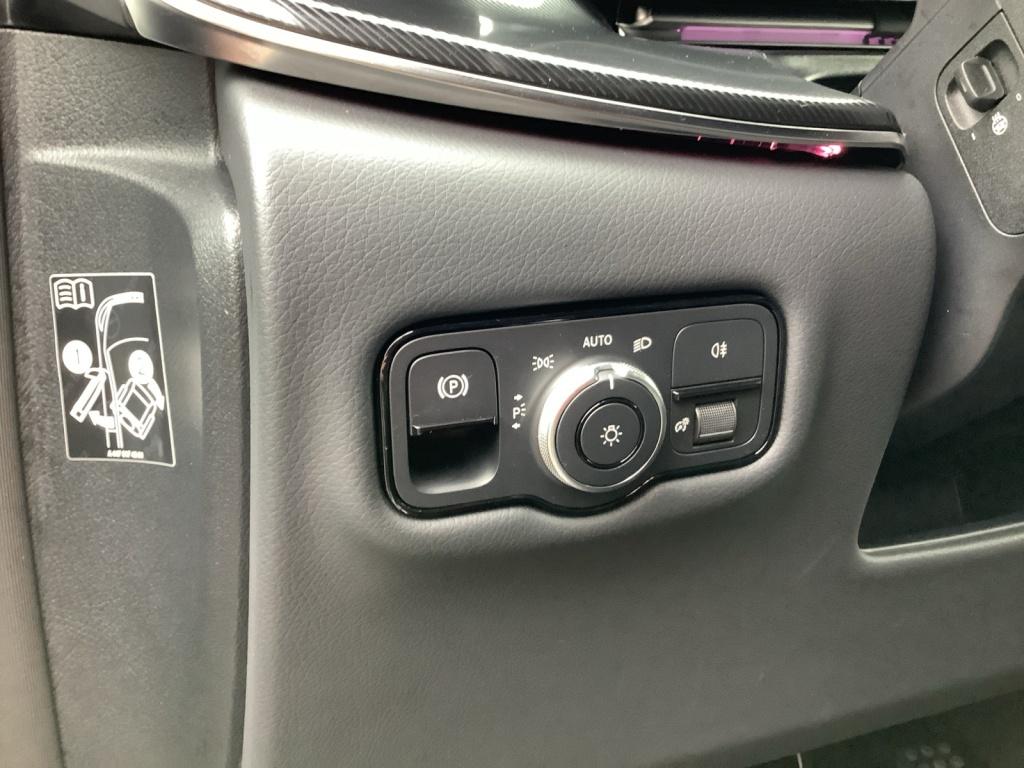 Mercedes-Benz V 220 d STYLE Lang Widescreen/MultiBeam/AHK Mercedes-Benz V 220 d STYLE Lang Widescreen/MultiBeam/AHK