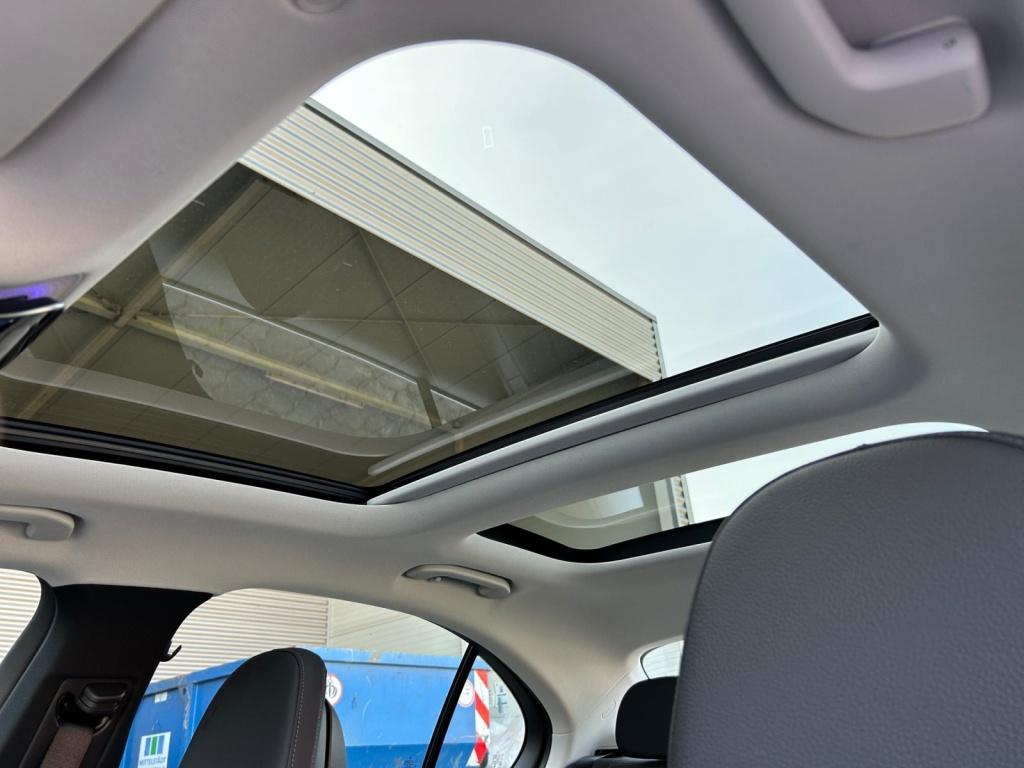 Mercedes-Benz C 180 Avantgarde/Advanced/LED/Panorama-SD/DAB Mercedes-Benz C 180 Avantgarde/Advanced/LED/Panorama-SD/DAB