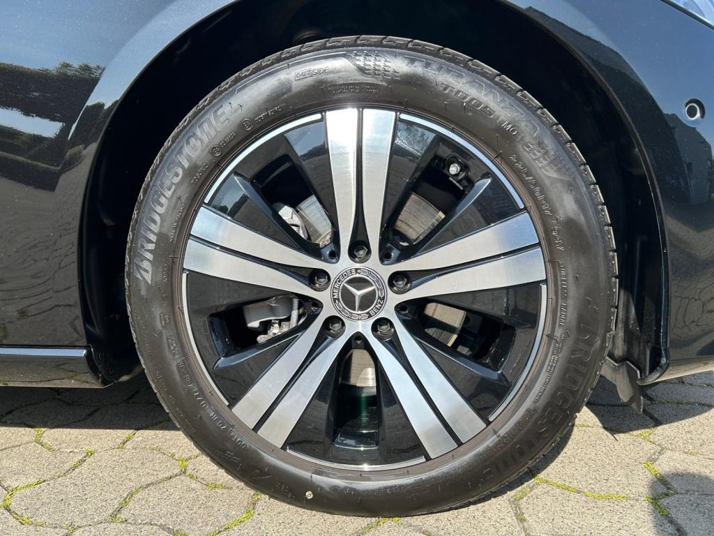 Mercedes-Benz C 180 Avantgarde/Advanced/LED/Panorama-SD/DAB Mercedes-Benz C 180 Avantgarde/Advanced/LED/Panorama-SD/DAB