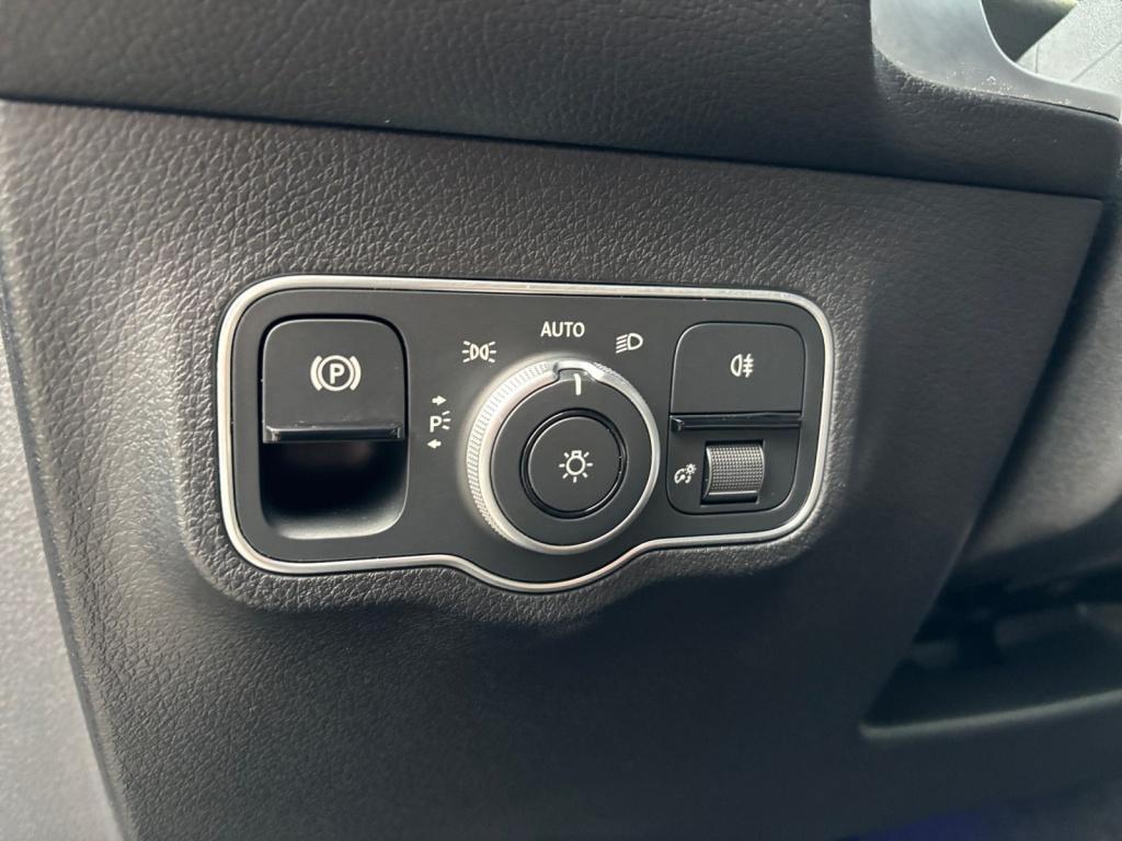 Mercedes-Benz GLB 200 Progressive/Advanced/7G/LED/7+Sitzer/ Mercedes-Benz GLB 200 Progressive/Advanced/7G/LED/7+Sitzer/