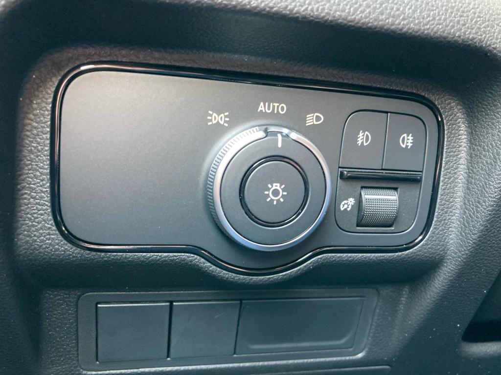 Mercedes-Benz Citan 112 CDI ILS-LED/MBUX/Hecktüren/Klima Mercedes-Benz Citan 112 CDI ILS-LED/MBUX/Hecktüren/Klima