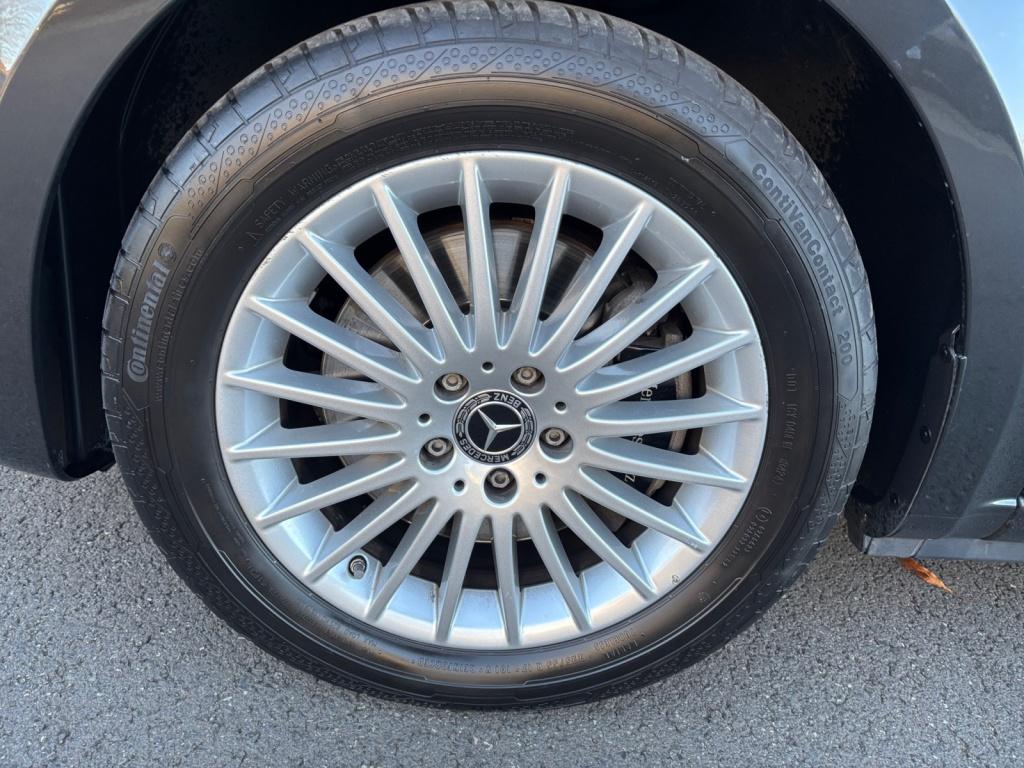 Mercedes-Benz V 250 d STYLE Lang Widescreen/MultiBeam/AHK2.5t Mercedes-Benz V 250 d STYLE Lang Widescreen/MultiBeam/AHK2.5t