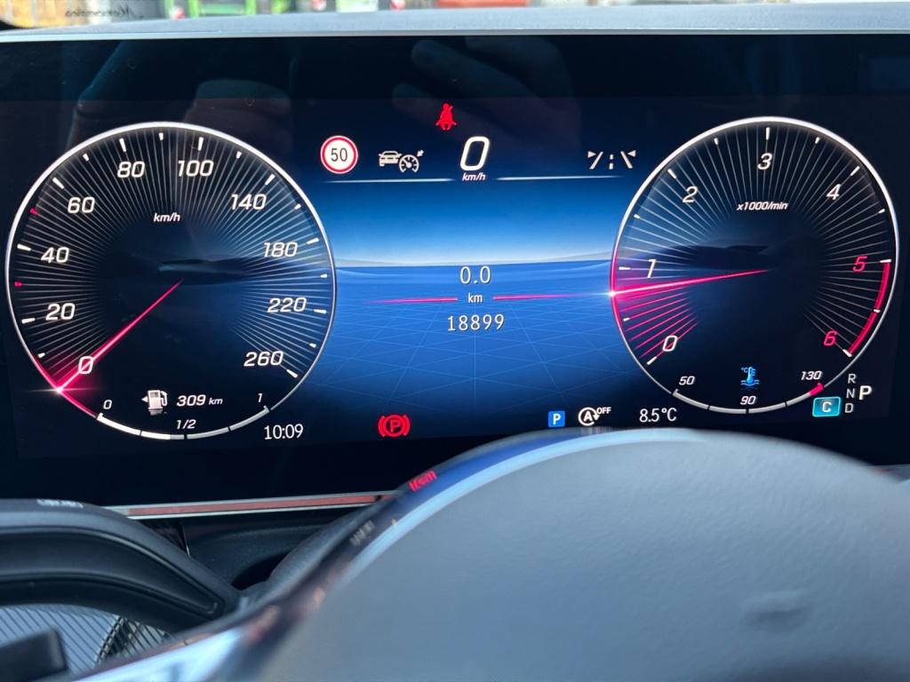 Mercedes-Benz V 250 d STYLE Lang Widescreen/MultiBeam/AHK2.5t Mercedes-Benz V 250 d STYLE Lang Widescreen/MultiBeam/AHK2.5t