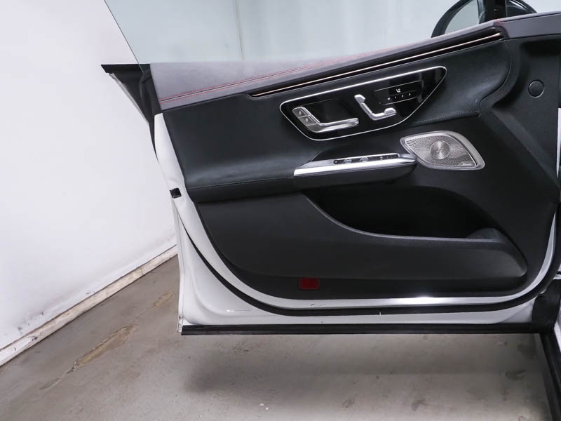 Mercedes-Benz EQE 300 AMG/Edition/Night/21/Digital/Panorama-D Mercedes-Benz EQE 300 AMG/Edition/Night/21/Digital/Panorama-D