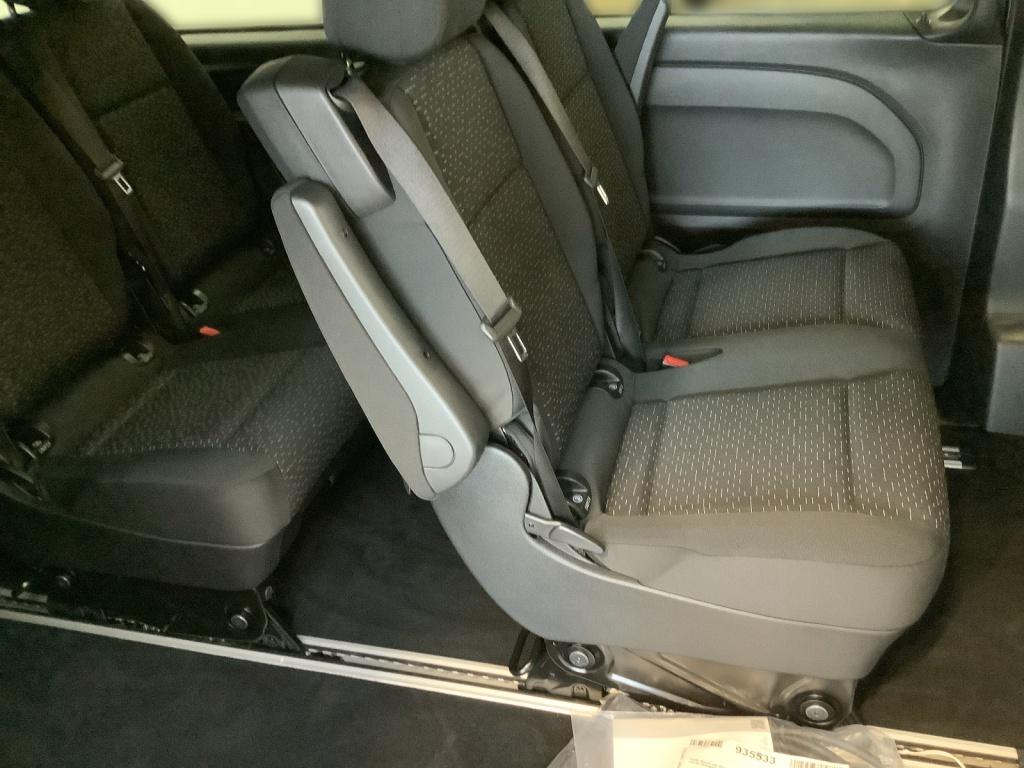 Mercedes-Benz eVito 126 Tourer/extralang /4-Sitzreihen/Distr. Mercedes-Benz eVito 126 Tourer/extralang /4-Sitzreihen/Distr.