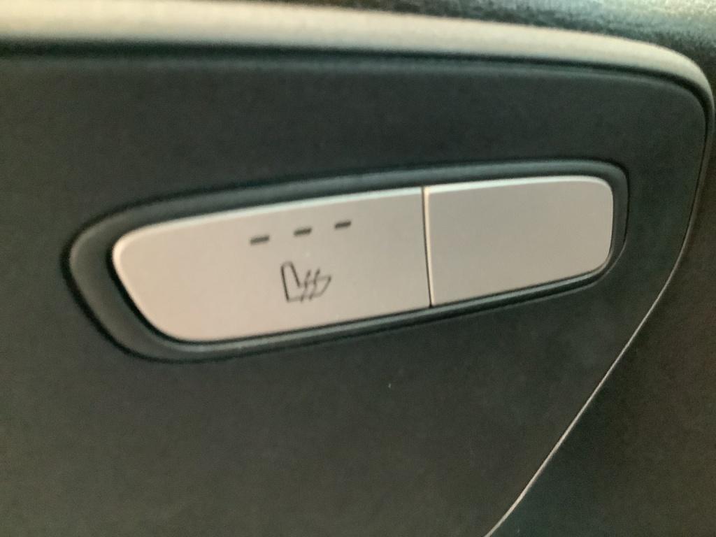 Mercedes-Benz eVito 126 Tourer/extralang /4-Sitzreihen/Distr. Mercedes-Benz eVito 126 Tourer/extralang /4-Sitzreihen/Distr.