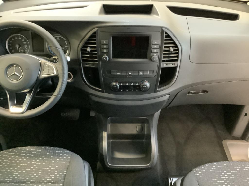 Mercedes-Benz eVito 126 Tourer/extralang /4-Sitzreihen/Distr. Mercedes-Benz eVito 126 Tourer/extralang /4-Sitzreihen/Distr.