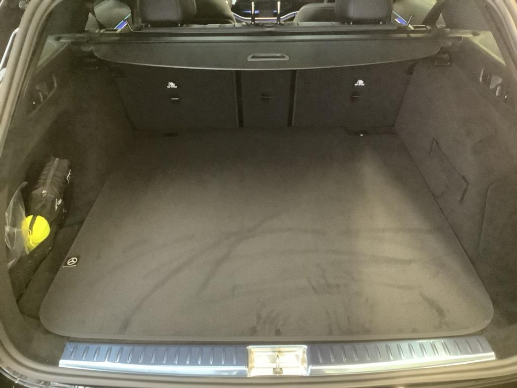 Mercedes-Benz E 450 d 4MATIC T-Modell AMG+9G+DIGITAGLIGHT+AHK+ Mercedes-Benz E 450 d 4MATIC T-Modell AMG+9G+DIGITAGLIGHT+AHK+