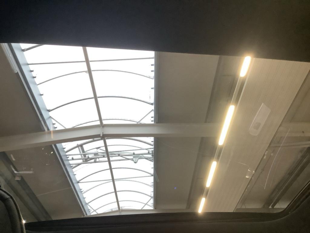 Mercedes-Benz E 450 d 4MATIC T-Modell AMG+9G+DIGITAGLIGHT+AHK+ Mercedes-Benz E 450 d 4MATIC T-Modell AMG+9G+DIGITAGLIGHT+AHK+