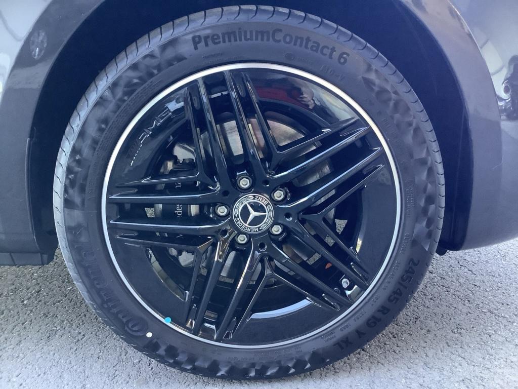 Mercedes-Benz V 300 d Marco Polo AMG 4 Matic Markise/AHK 2,5t Mercedes-Benz V 300 d Marco Polo AMG 4 Matic Markise/AHK 2,5t