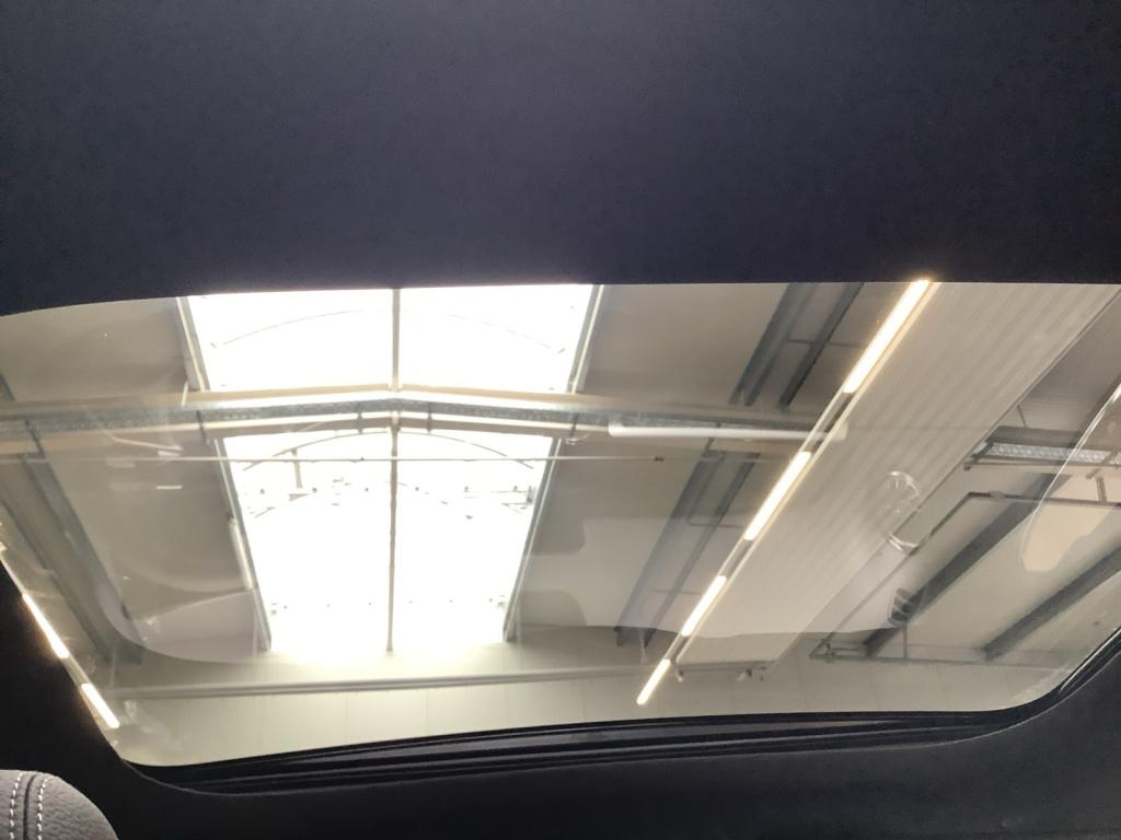 Mercedes-Benz GLB 220 d 4MATIC PROGRESSIVE+18+MULTIBEAM LED Mercedes-Benz GLB 220 d 4MATIC PROGRESSIVE+18+MULTIBEAM LED