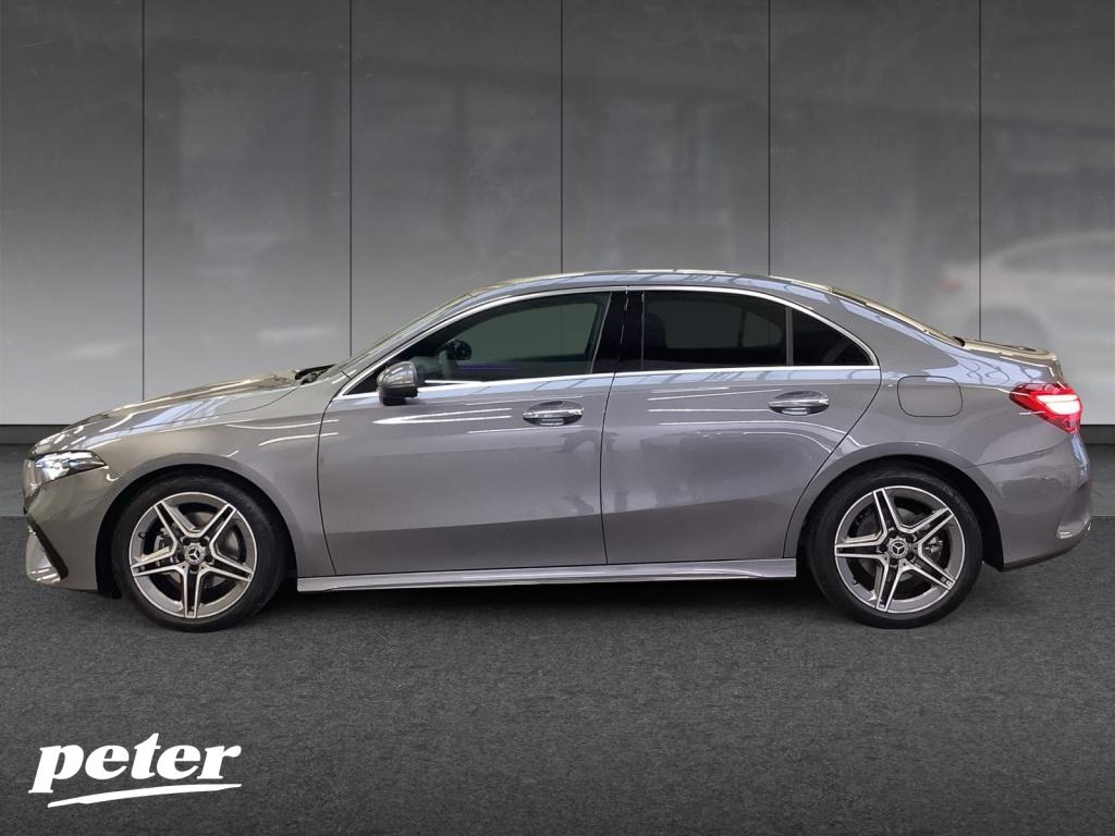 Mercedes-Benz A 200 Limousine AMG+WINTER+18+AHK+MBEAM+KEYLESS Mercedes-Benz A 200 Limousine AMG+WINTER+18+AHK+MBEAM+KEYLESS