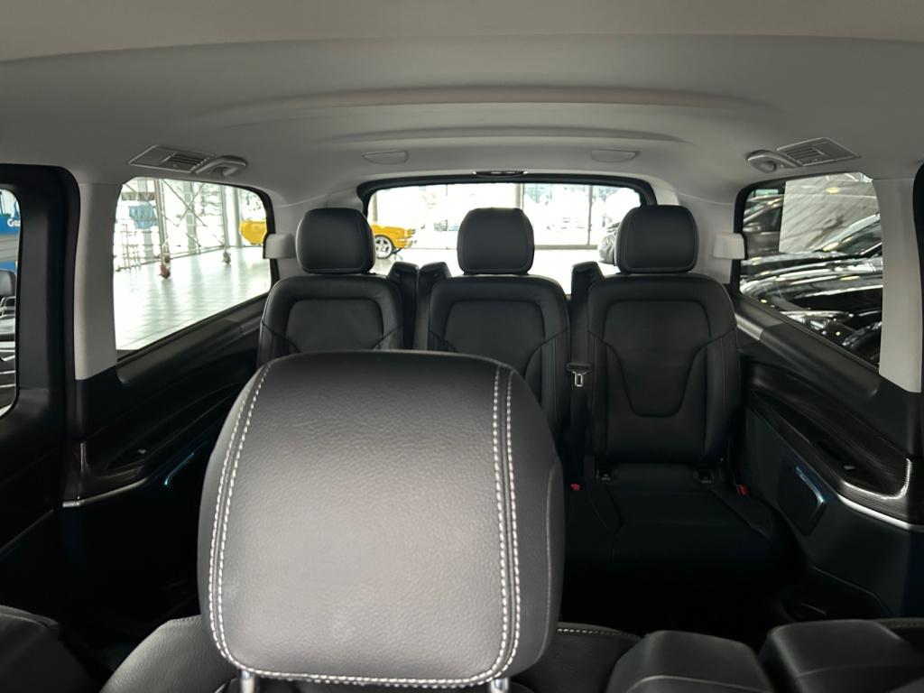 Mercedes-Benz V 300 d Avantgarde extralang 4 Matic LED-ILS/AHK Mercedes-Benz V 300 d Avantgarde extralang 4 Matic LED-ILS/AHK