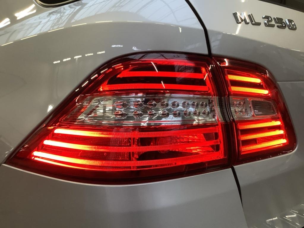 Mercedes-Benz ML 250 BT 4M 7G-Tronic/ILS/Schiebedach/AHK/ Mercedes-Benz ML 250 BT 4M 7G-Tronic/ILS/Schiebedach/AHK/