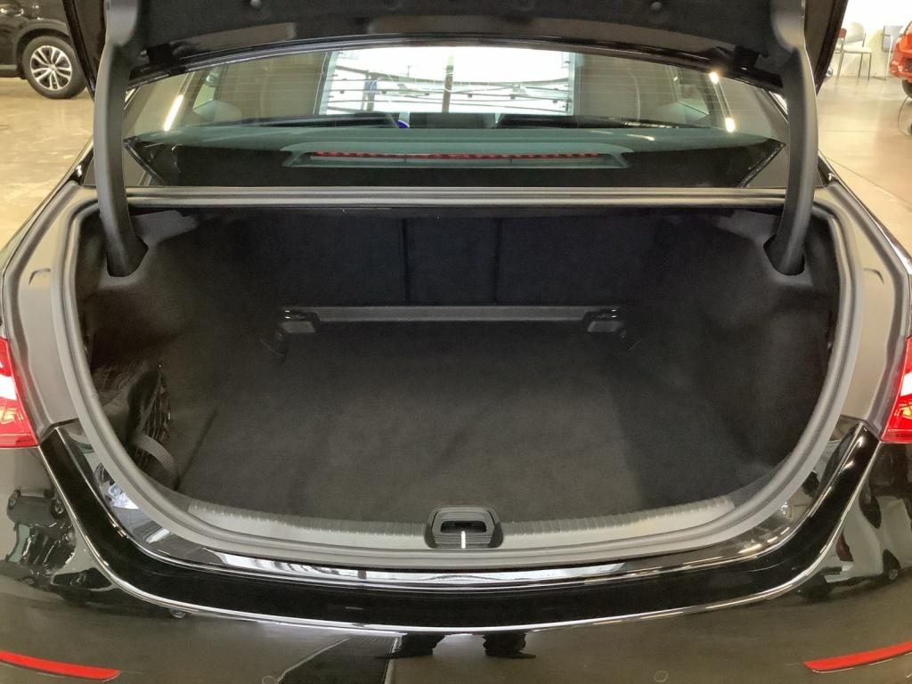 Mercedes-Benz C 180 AMG/Advanced/LED/360°Kamera/Memory-P./ Mercedes-Benz C 180 AMG/Advanced/LED/360°Kamera/Memory-P./