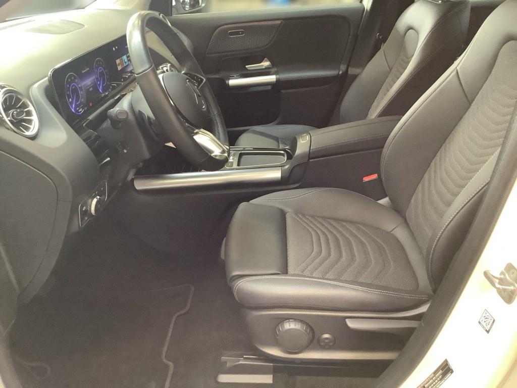 Mercedes-Benz EQA 300 4M Progressive/Advanced/LED/360°K/AHK/ Mercedes-Benz EQA 300 4M Progressive/Advanced/LED/360°K/AHK/