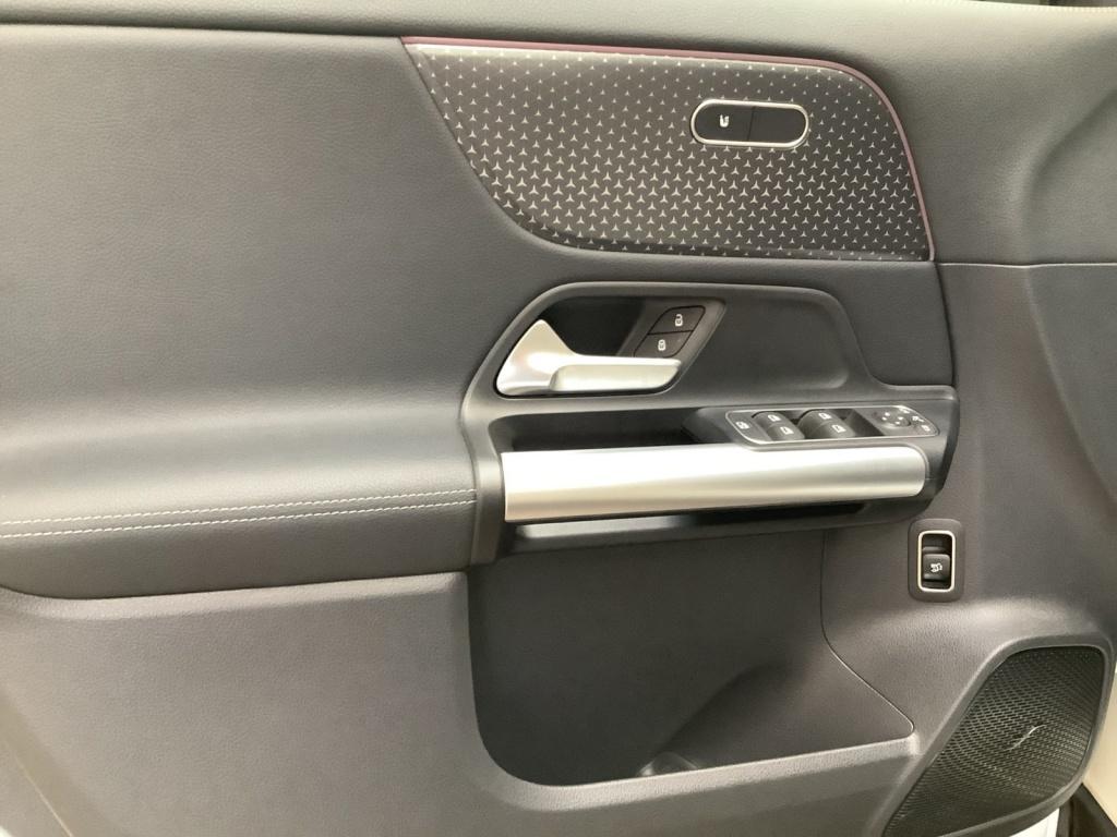 Mercedes-Benz EQA 300 4M Progressive/Advanced/LED/360°K/AHK/ Mercedes-Benz EQA 300 4M Progressive/Advanced/LED/360°K/AHK/