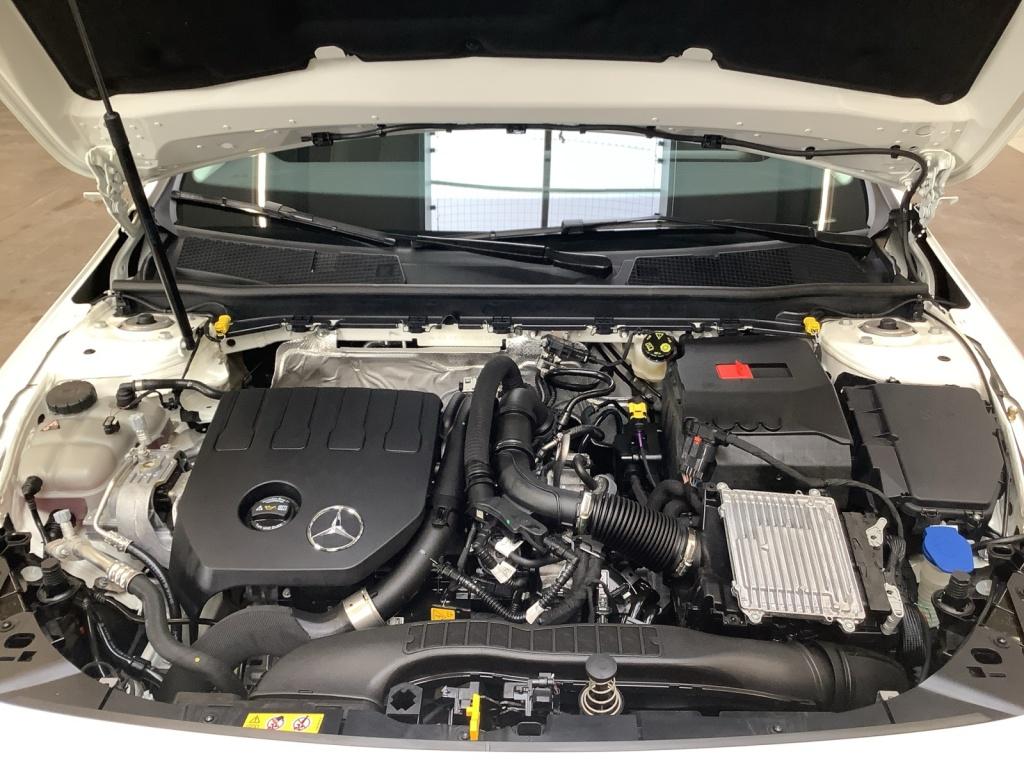 Mercedes-Benz A 200 Night/Progressive/LED/Kamera/Navi/AHK/ Mercedes-Benz A 200 Night/Progressive/LED/Kamera/Navi/AHK/