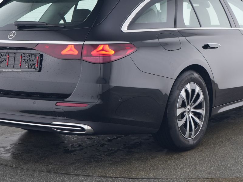 Mercedes-Benz E 200 T Avantgarde/Advanced/LED/Kamera/DAB/AHK/ Mercedes-Benz E 200 T Avantgarde/Advanced/LED/Kamera/DAB/AHK/