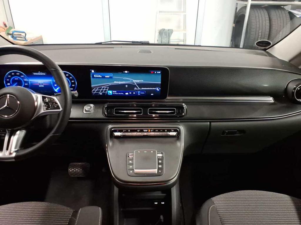 Mercedes-Benz EQV 300 Lang MultiBeam/Distronic/MBUX Mercedes-Benz EQV 300 Lang MultiBeam/Distronic/MBUX