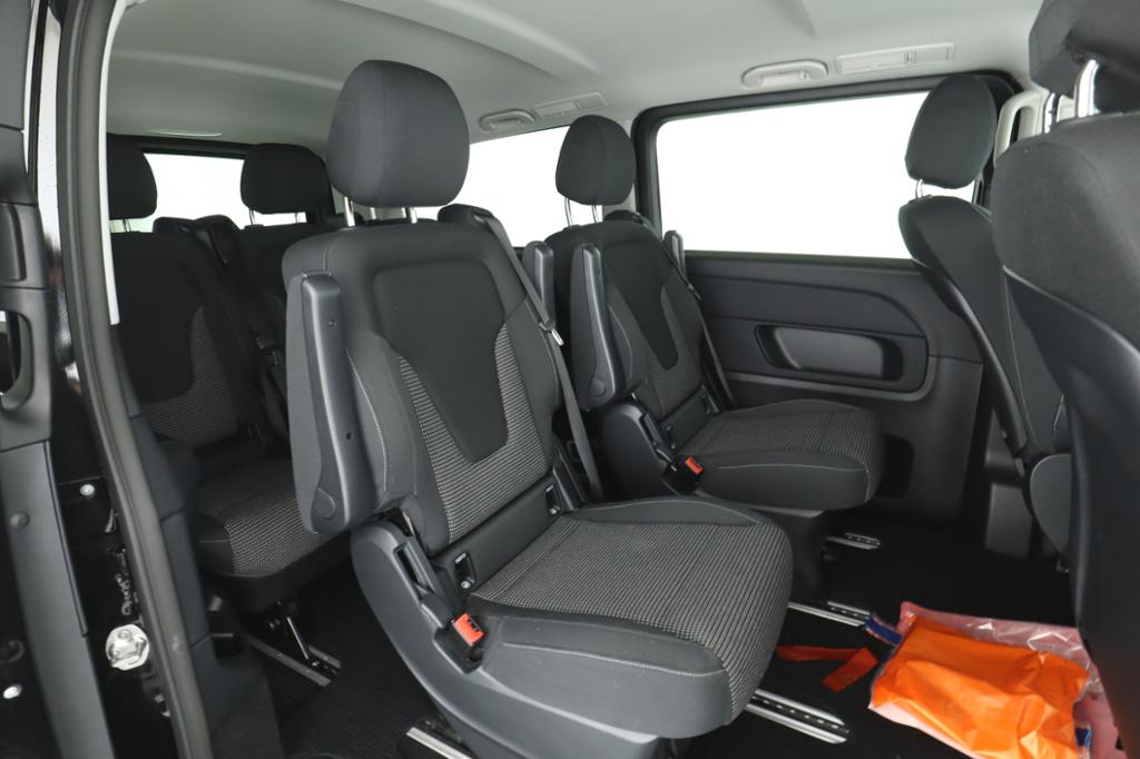 Mercedes-Benz EQV 300 Lang Distronic/MultiBeam LED Mercedes-Benz EQV 300 Lang Distronic/MultiBeam LED