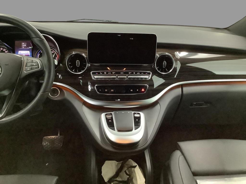 Mercedes-Benz EQV 300 AVANTGARDE Lang Panoramadach/360°Kamera Mercedes-Benz EQV 300 AVANTGARDE Lang Panoramadach/360°Kamera