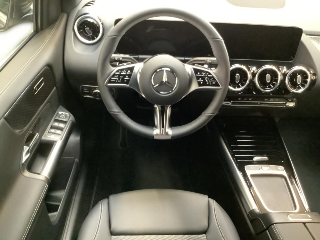 Mercedes-Benz B 220 d LED+17+360°-KAMERA+TEMPOMAT+EASY-PACK Mercedes-Benz B 220 d LED+17+360°-KAMERA+TEMPOMAT+EASY-PACK