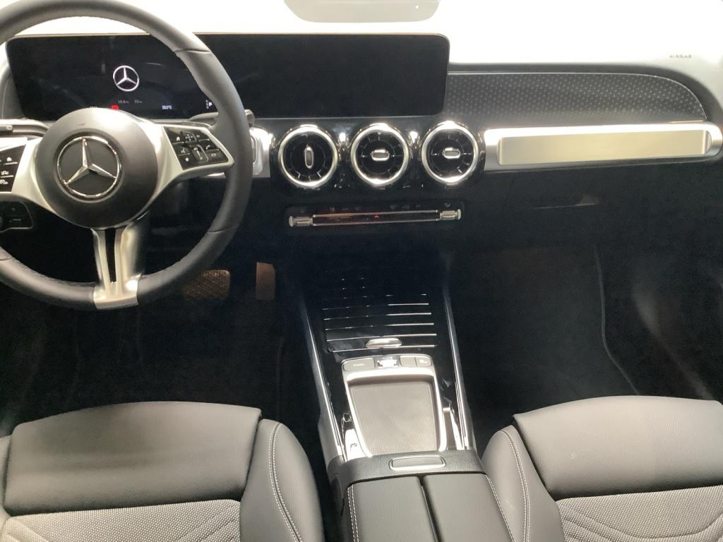 Mercedes-Benz GLB 220 4MATIC PROGRESSIVE+18+360°-KAMERA+LED Mercedes-Benz GLB 220 4MATIC PROGRESSIVE+18+360°-KAMERA+LED