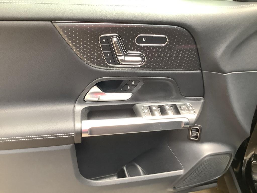 Mercedes-Benz GLB 220 4MATIC PROGRESSIVE+18+360°-KAMERA+LED Mercedes-Benz GLB 220 4MATIC PROGRESSIVE+18+360°-KAMERA+LED