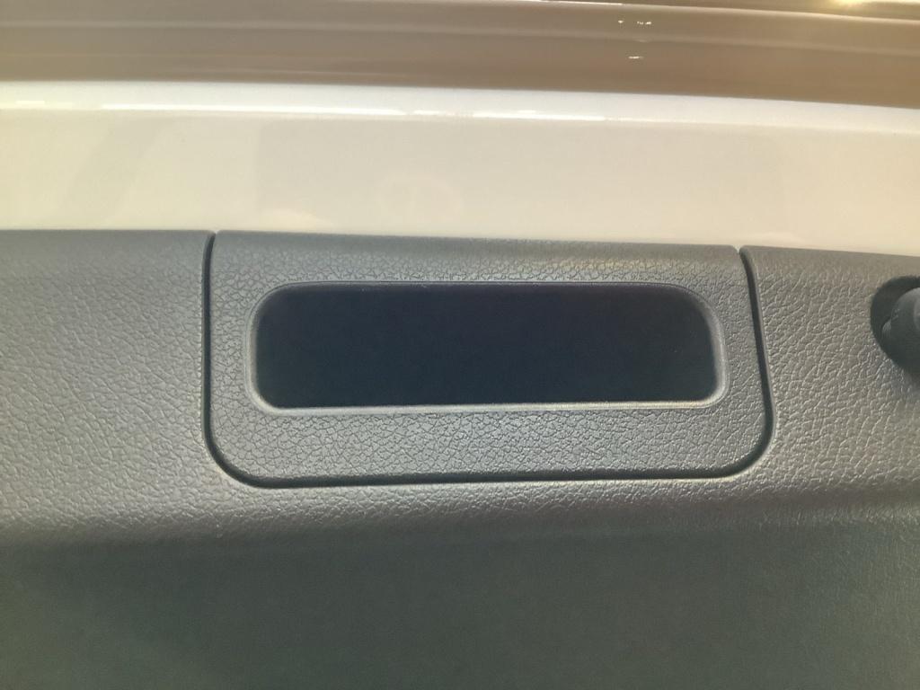 Mercedes-Benz E 200 4M Avantgarde/Advanced/LED/Distronic/DAB Mercedes-Benz E 200 4M Avantgarde/Advanced/LED/Distronic/DAB