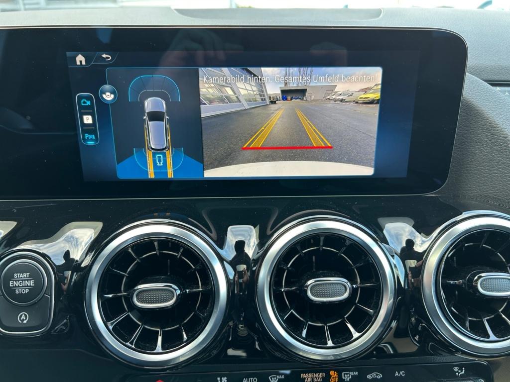 Mercedes-Benz B 200 Night/Progressive/LED/Panorama-D/Distronic Mercedes-Benz B 200 Night/Progressive/LED/Panorama-D/Distronic