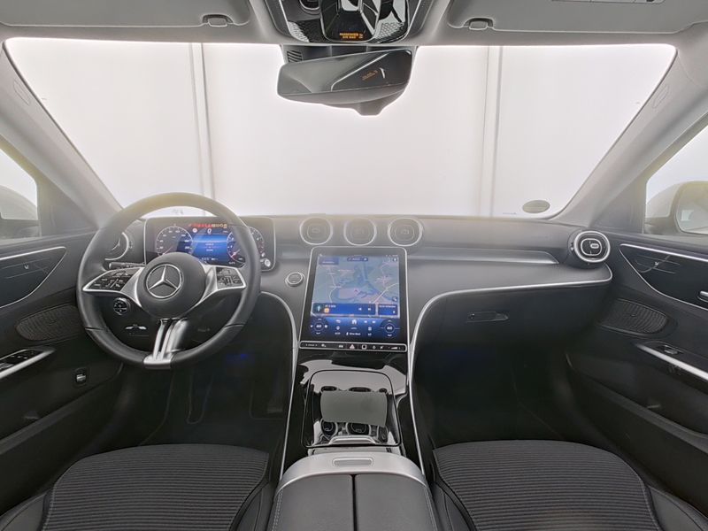 Mercedes-Benz C 180 T Avantgarde/Advanced/LED/Kamera/AHK/ Mercedes-Benz C 180 T Avantgarde/Advanced/LED/Kamera/AHK/