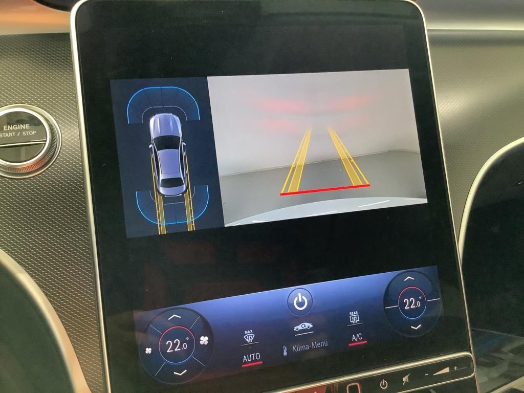 Mercedes-Benz C 300 de AMG/Night/LED/Burmester/Panorama-SD/ Mercedes-Benz C 300 de AMG/Night/LED/Burmester/Panorama-SD/